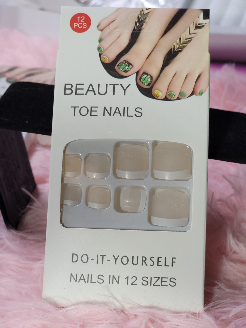 Beauty Toe Nails - Neutral Beige Press-On Toe Nails (Set of 3) - Picture 2 of 3